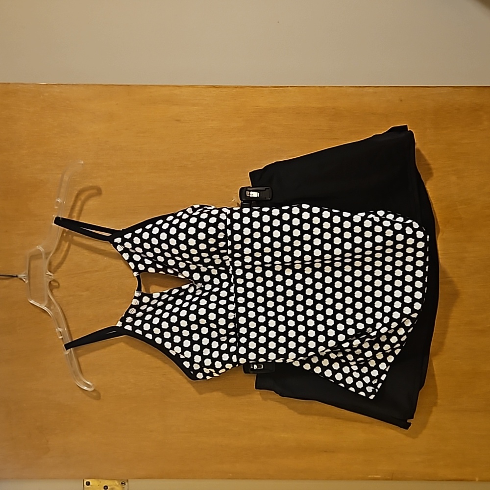 NEW JANTZEN SWIMSUIT
